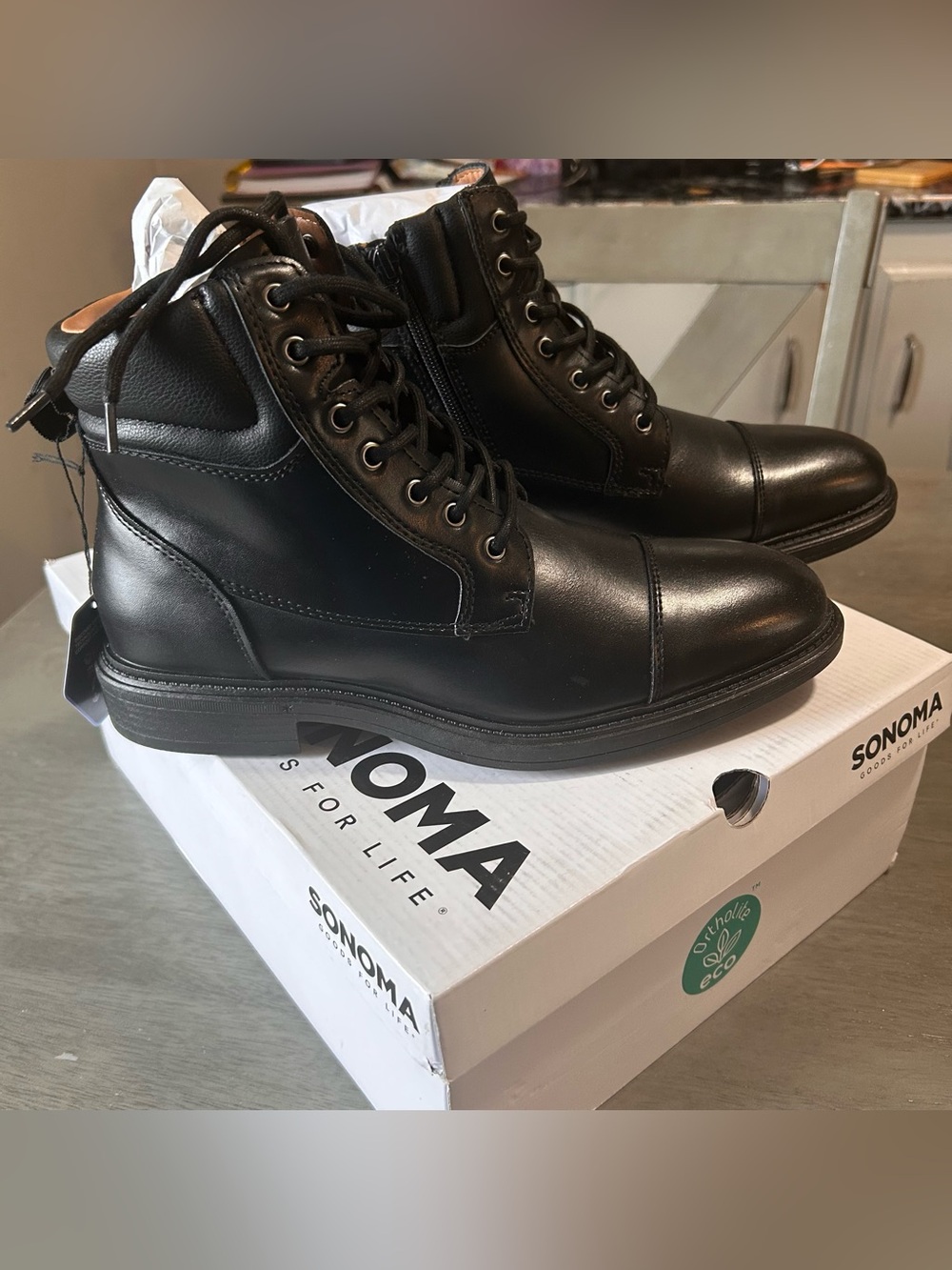 Sonoma Mateyo Men’s Black Cap Toe Lace-Up Boots Size 8.5 NWT